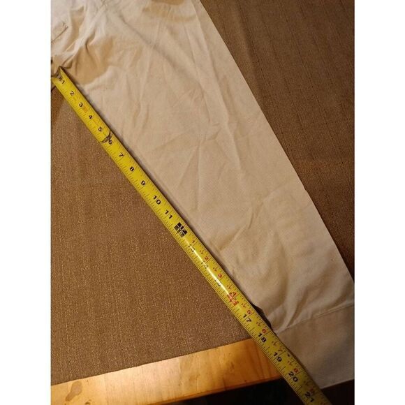 Geoffrey Beene brand Button Down Shirt - Size: 15 1/2      34/35     (0754) - Picture 4 of 9